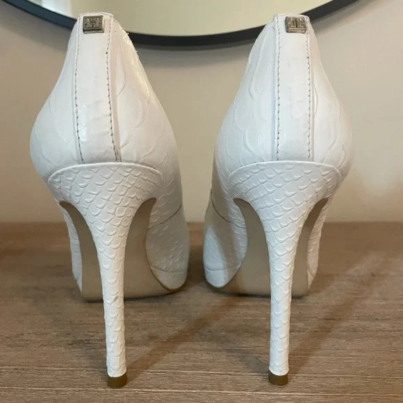 Ivanka Trump White Alligator Peeptoe Heels - Picture 3 of 4